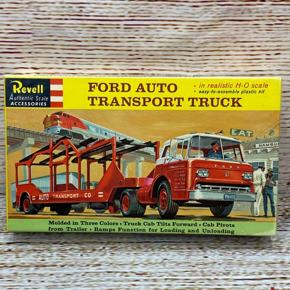 Vintage Revell Ford Auto Transport Truck HO Scale Model Kit T 6021 199 - Picture 1 of 10